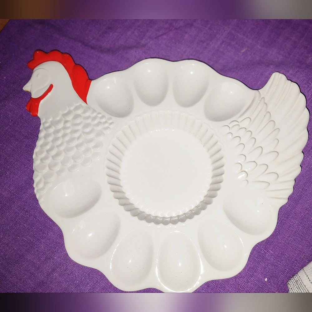 Teleflora Chicken shaped egg holder tray Pre-owned